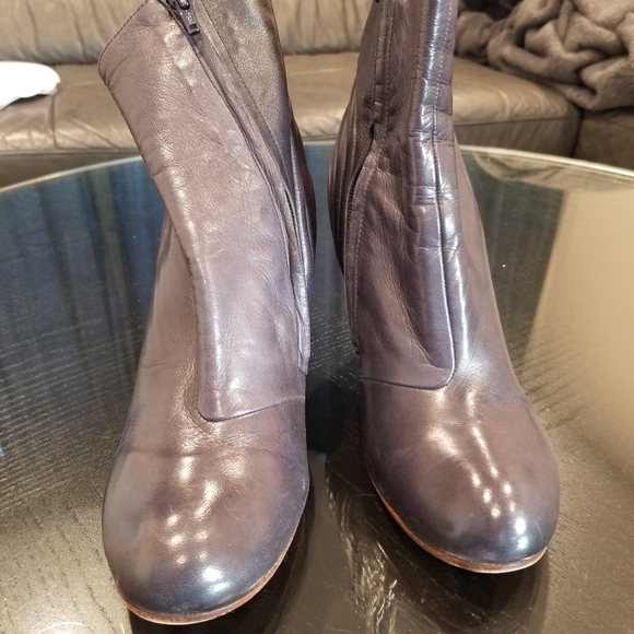 Chie Mihara booties. - Picture 2 of 4